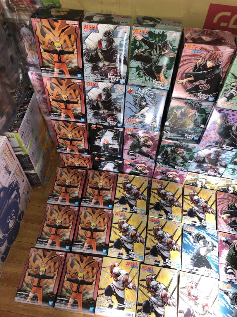 ナルト　フィギュア　Vスター　ビー　ナルト　カカシ　サソリ　鬼鮫　63個