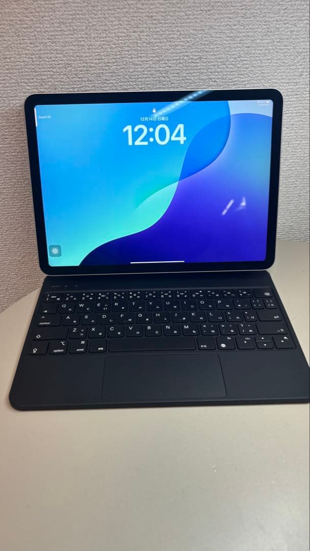 iPad Air （第5世代）シルバー 本体　+　キーボード