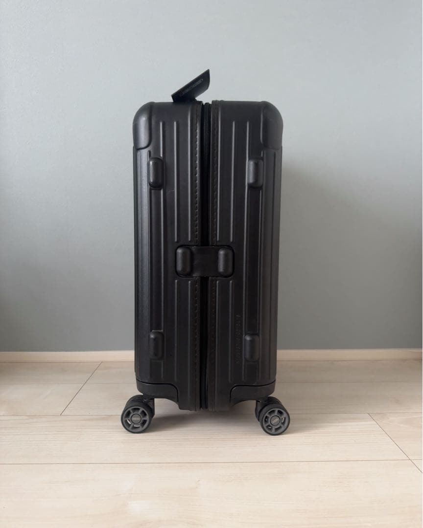 リモワ　サルサ　35L マットブラック