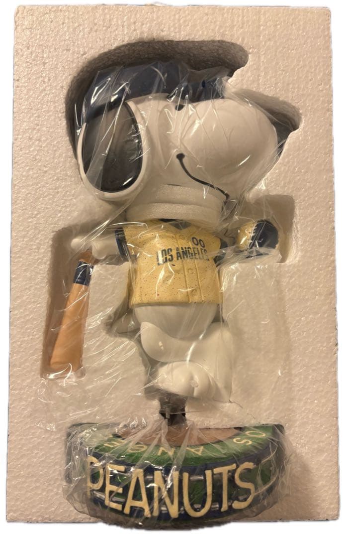 郵便局限定デザイン　2025年ロサンゼルス・ドジャース スヌーピー ボブルヘッド