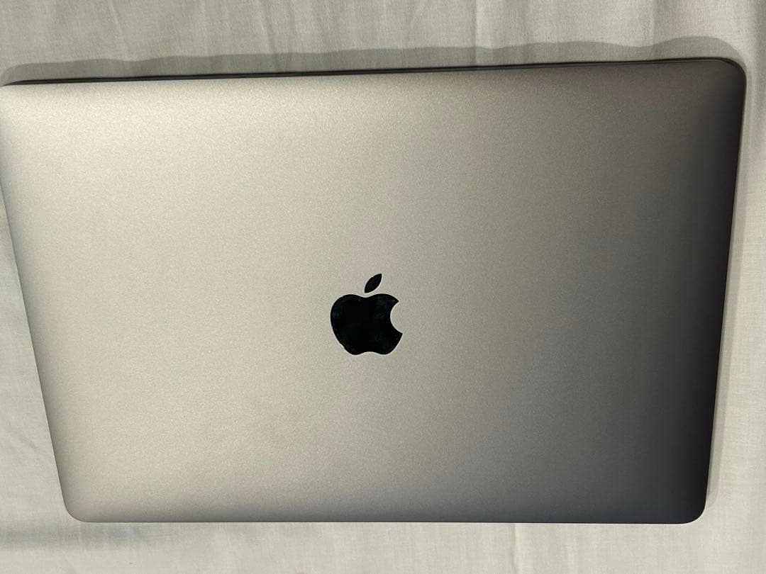 【美品】【最終値下げ】早い者勝ちM2 MacBook pro 2022 13