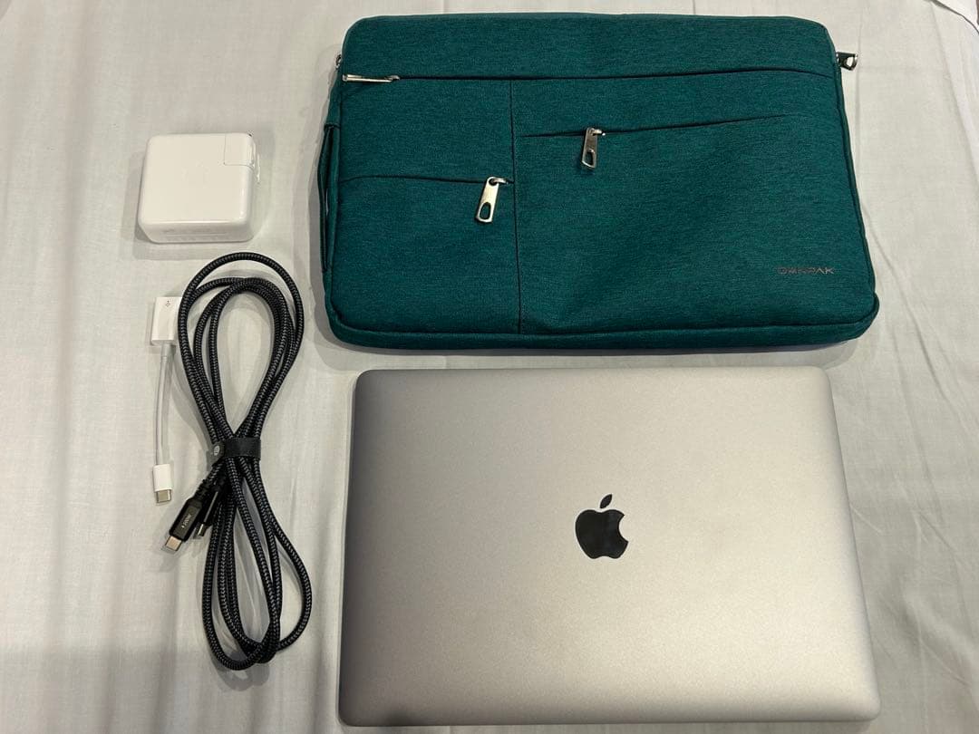 【美品】【最終値下げ】早い者勝ちM2 MacBook pro 2022 13