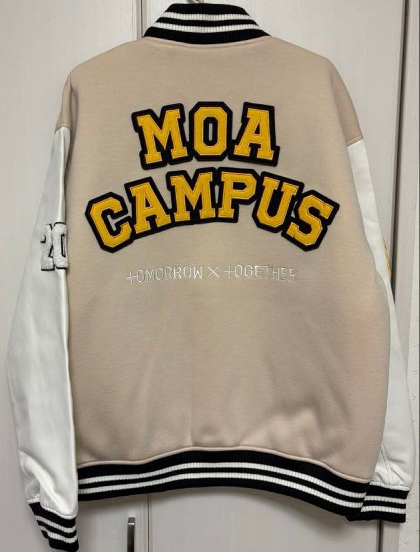 アイドル TXT MOA CAMPUS VARSITY JACKET