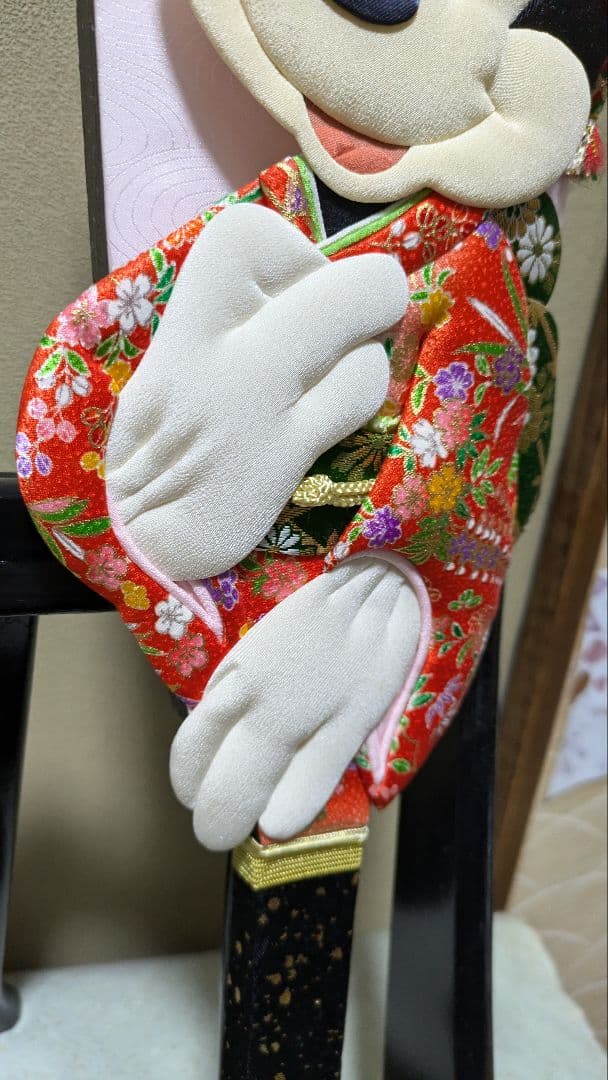 ミッキー ミニーの押し絵羽子板