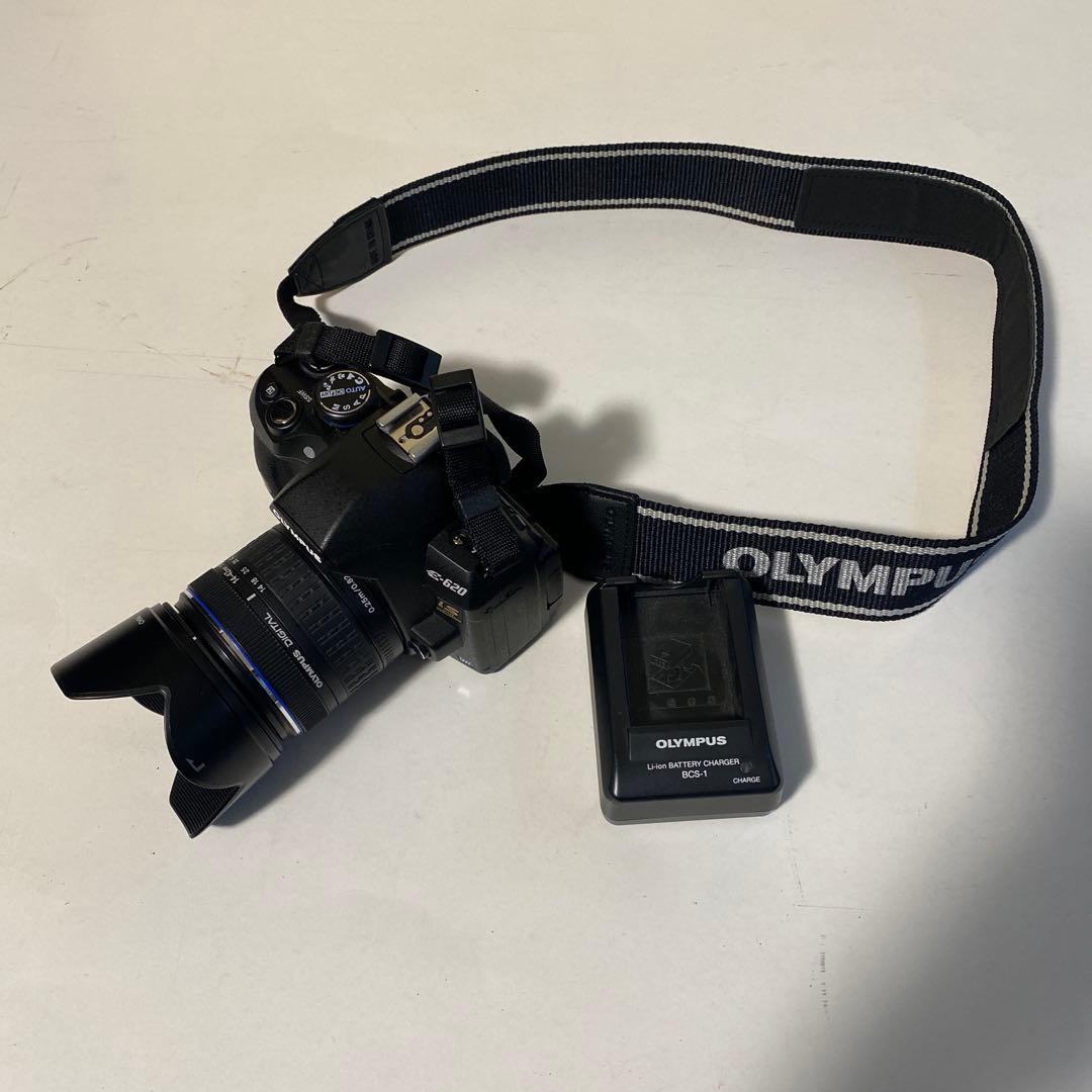 オリンパス　OLYMPUS　E-620　充電器付き