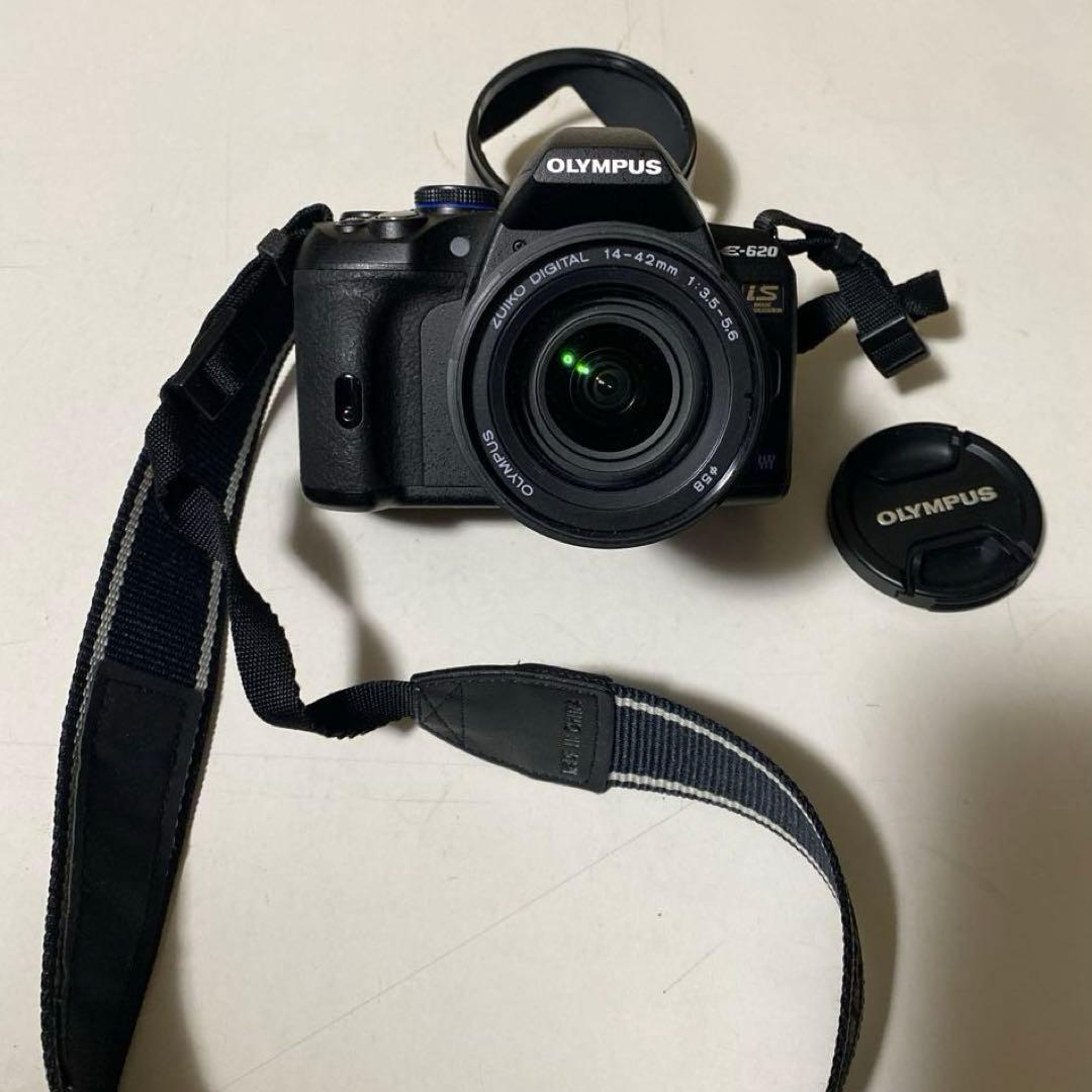 オリンパス　OLYMPUS　E-620　充電器付き