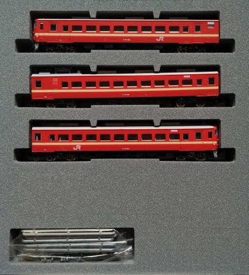 宮沢模型　７１１系１００番台３両セット