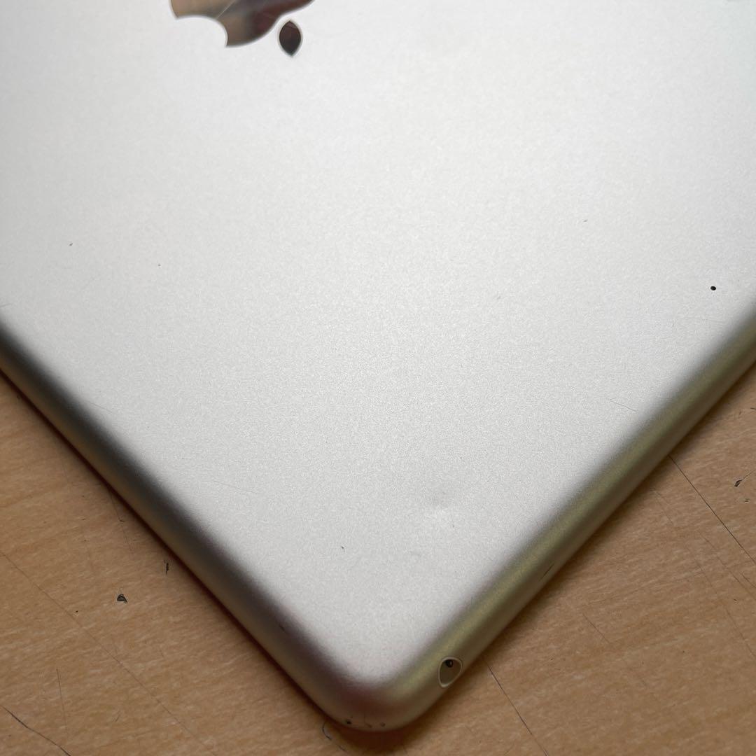 iPad 第6世代　A1893　Wi-Fiモデル　シルバー　32GB #6