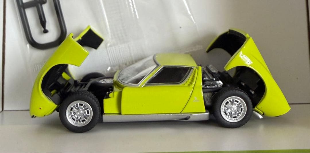 トミカリミテッドヴィンテージ　ランボルギーニ ミウラ S キミドリ