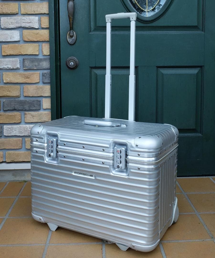 リモワ 985.51『ポルシェ』特別仕様 2輪TSAパイロット特大56L 激レア