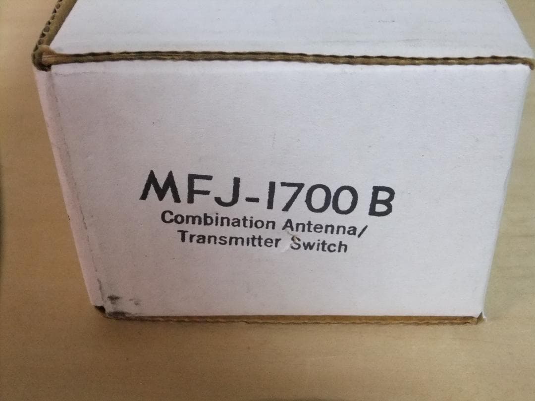 ☆しん　MFJ　６回路　同軸切替器　MFJ-1700B（現状渡し）☆