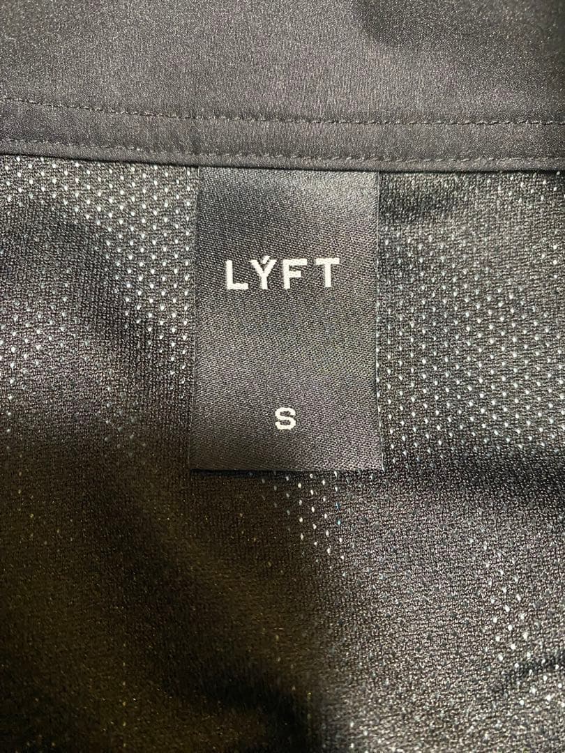 ⭐︎【公式完売品　未使用品】⭐︎ LYFT リフト　サーフパンツ　S