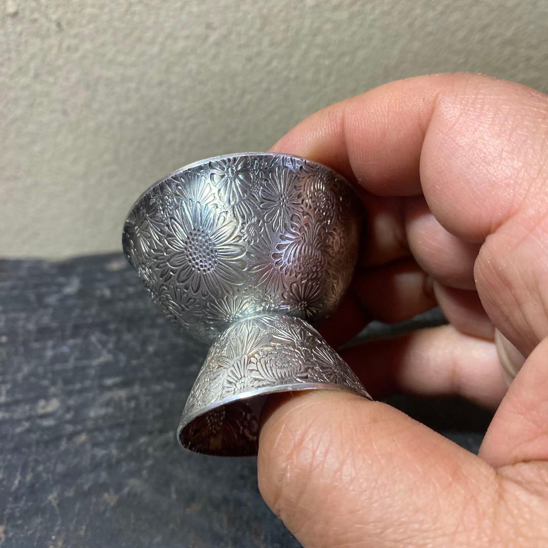 純銀製 花模様 盃 共箱木箱付き　52g