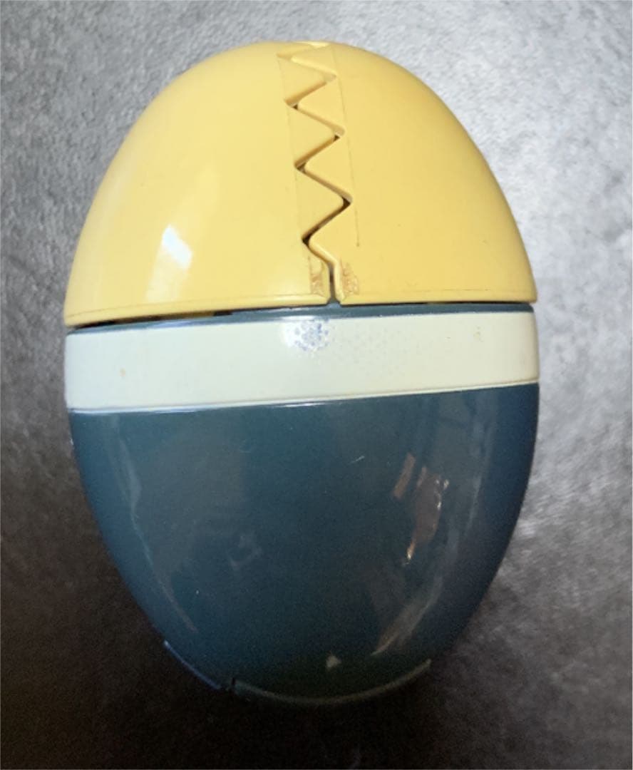 ロボット たまごから変身