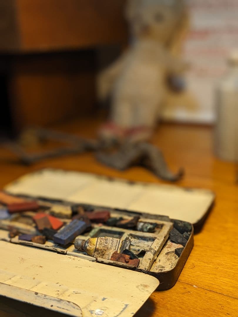 値引OK　フランスアンティーク　水彩絵具パレット 金属製　この良さが分かる貴方へ