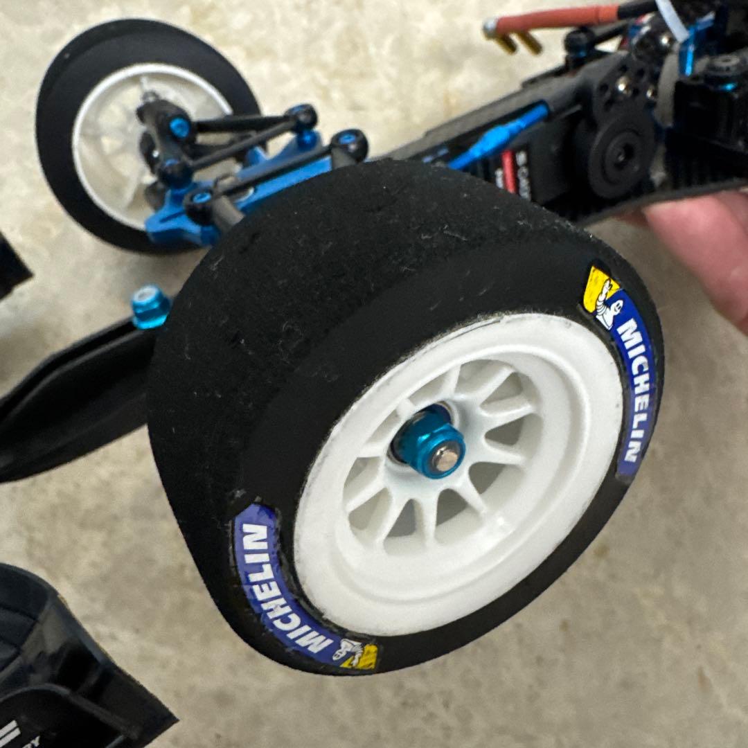 タミヤ TRF104 シャーシ(組立メカ搭載済み)