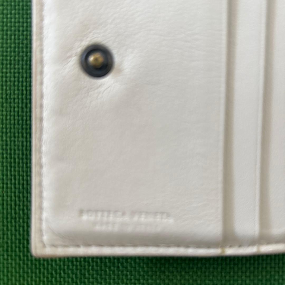 ボッテガヴェネタ　オフホワイトレザー