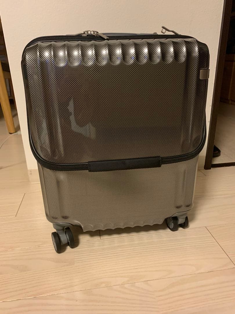 新品　ace スーツケース