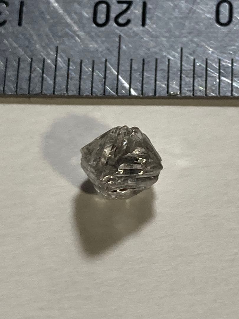 天然ダイヤモンド原石　1.35ct 小フラット面有画像6輝部