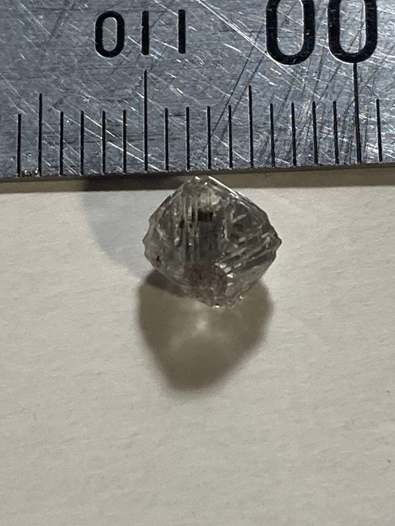 天然ダイヤモンド原石　1.35ct 小フラット面有画像6輝部