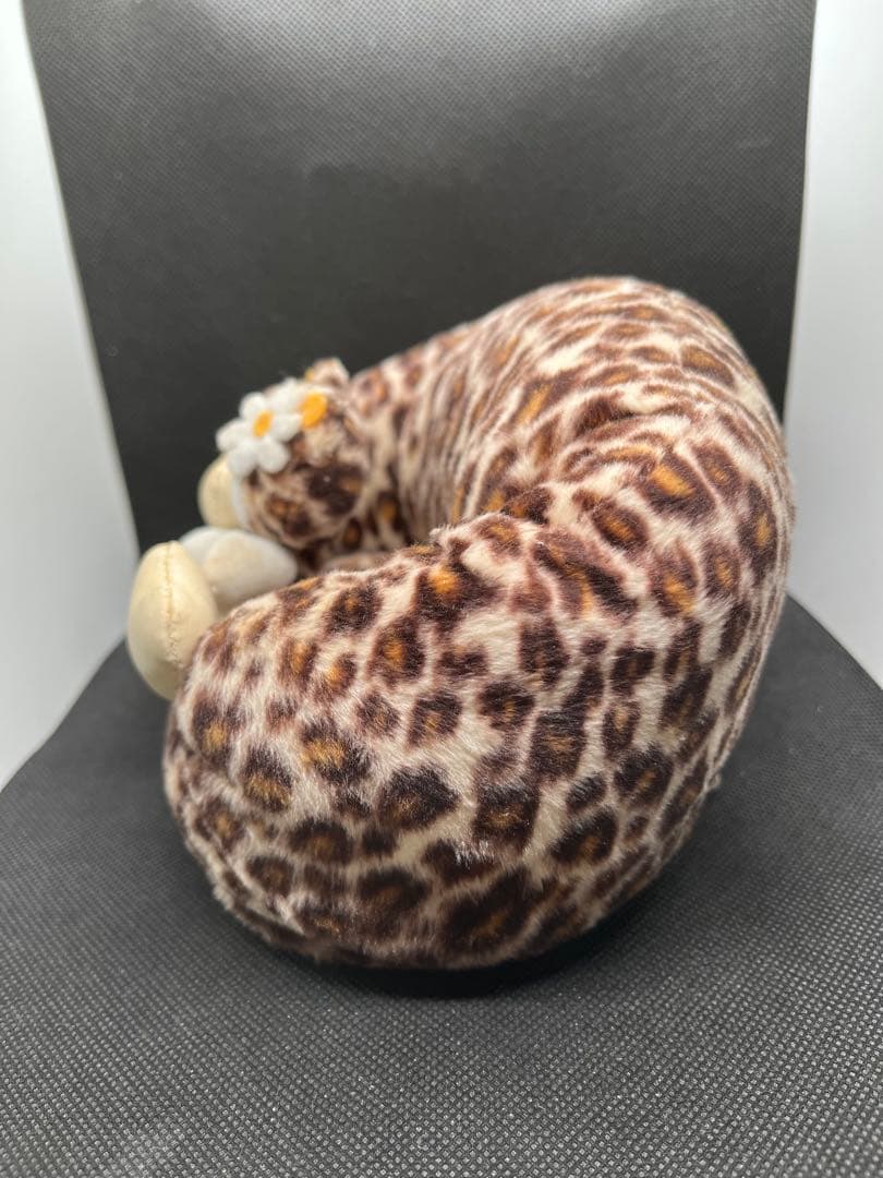 ハローキティ　ヒョウ柄　マスコット　ぬいぐるみ　ソファ型小物置き　レトロ