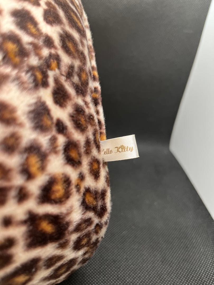 ハローキティ　ヒョウ柄　マスコット　ぬいぐるみ　ソファ型小物置き　レトロ