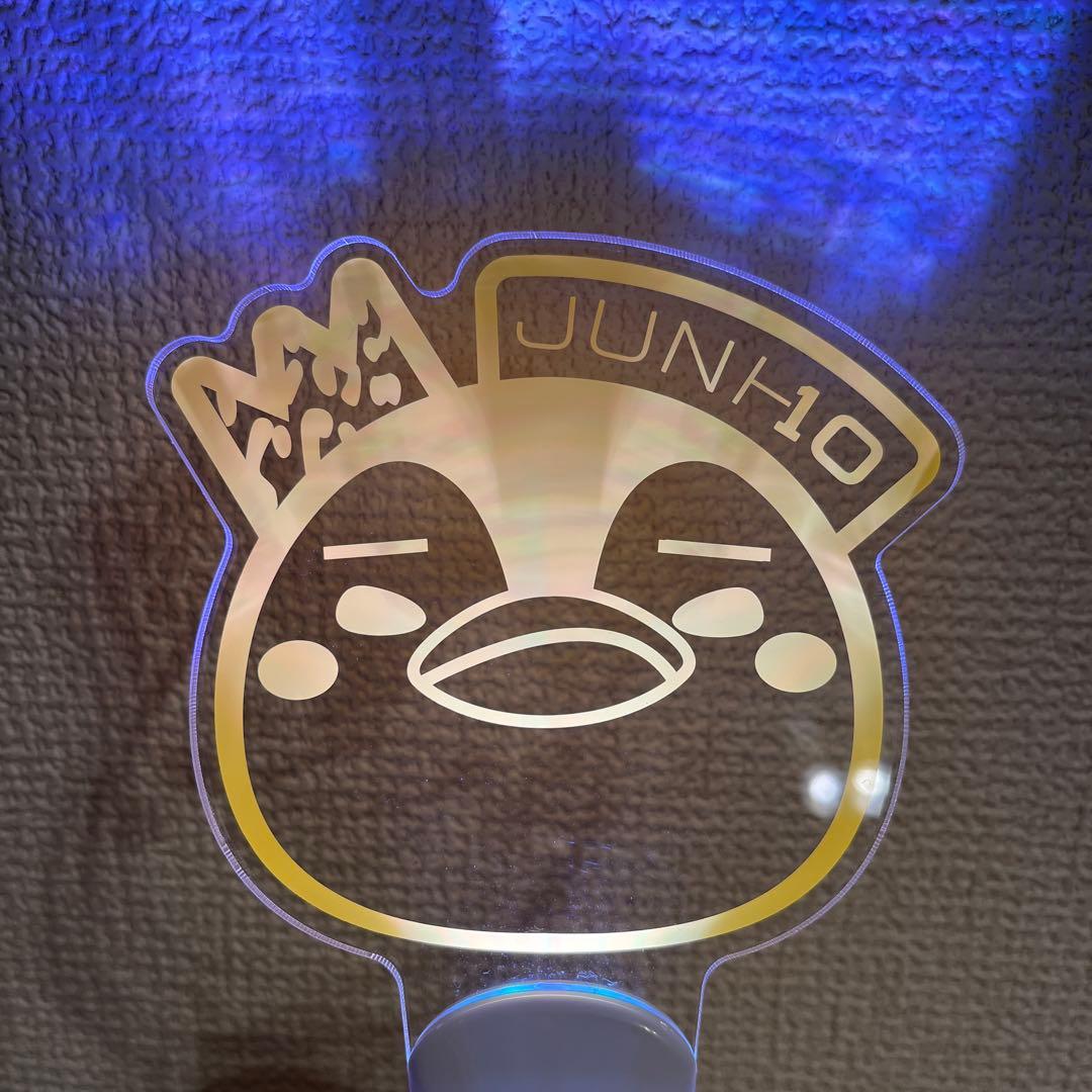 2PM JUNHO ジュノ　ペンライト イエロー ペンペン　皇帝ペンペン