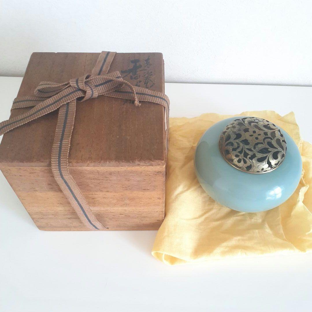 ✨青磁三足火舎香炉 透かし彫り骨董品 火舎 工芸