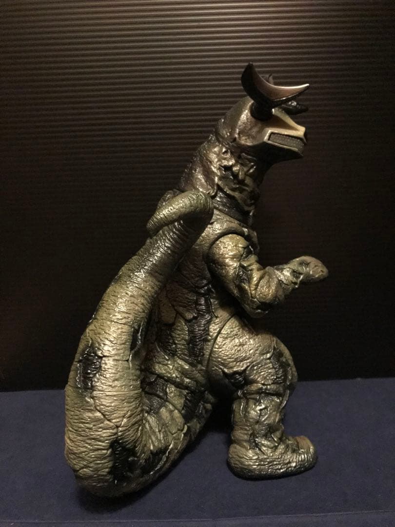 2009年 スーフェス限定 !フューチャーモデルズ 楳図版エレキング フィギュア