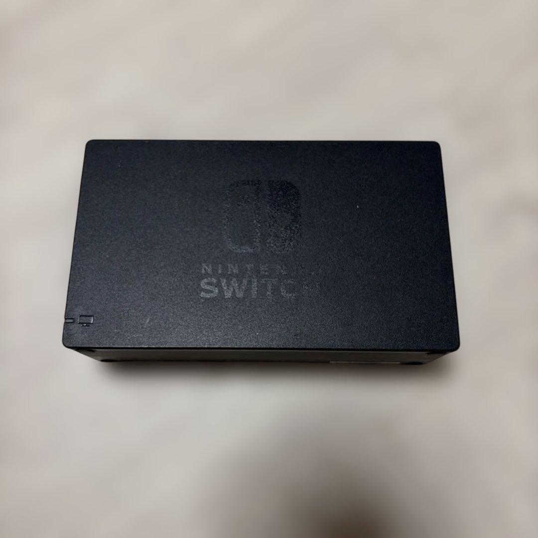 Nintendo Switch 本体（Nintendoストア限定モデル）