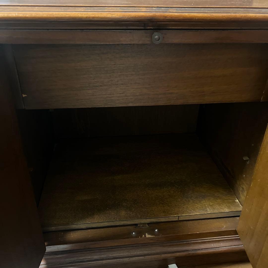 アンティーク　テーブル付き　キャビネット