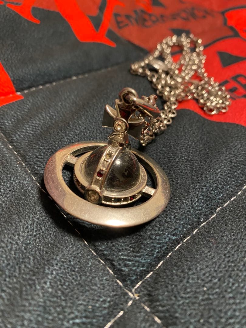 vivienne westwood アーマーリング　オーブペンダント