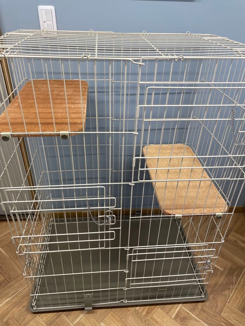 キャットケージ 2段棚付き 金属製　猫　扉3つサークル簡単組み立てハウス