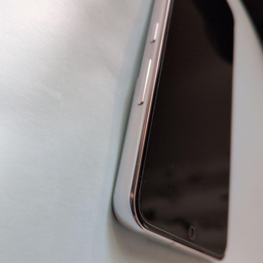 【値下げしました】Galaxy S22　ホワイト　キズ割れなどのない美品