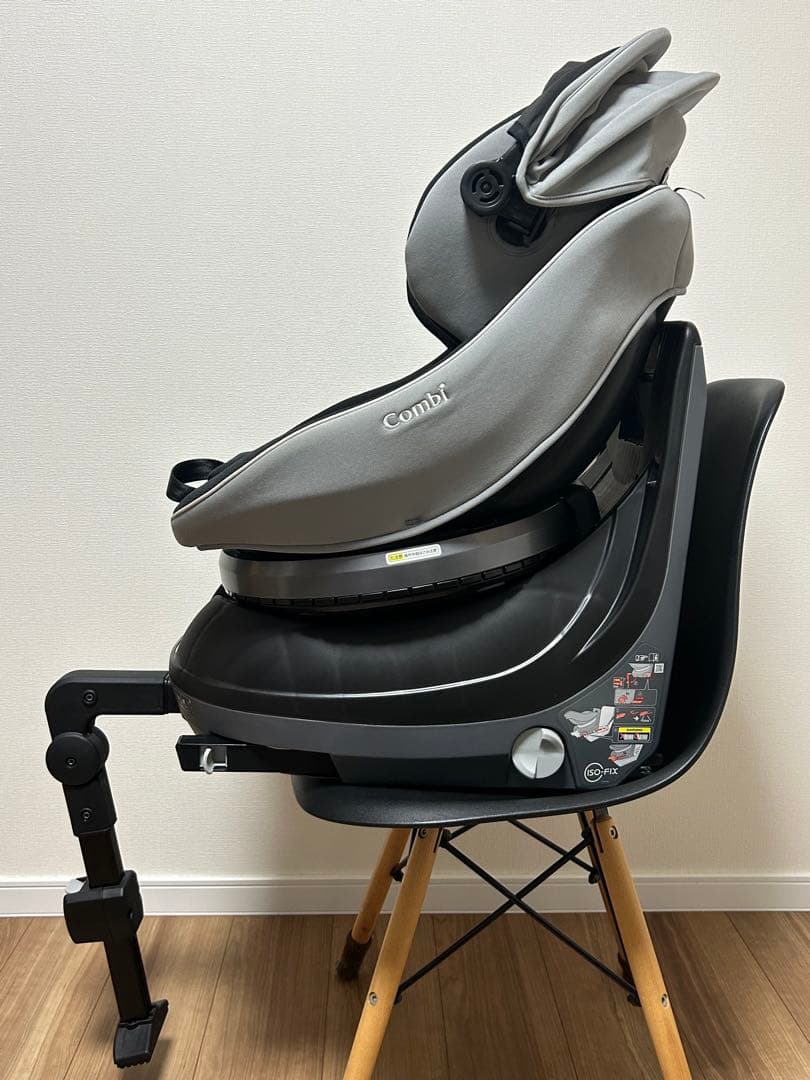 Combi クルムーヴ スマート Light ISOFIX エッグショックJM