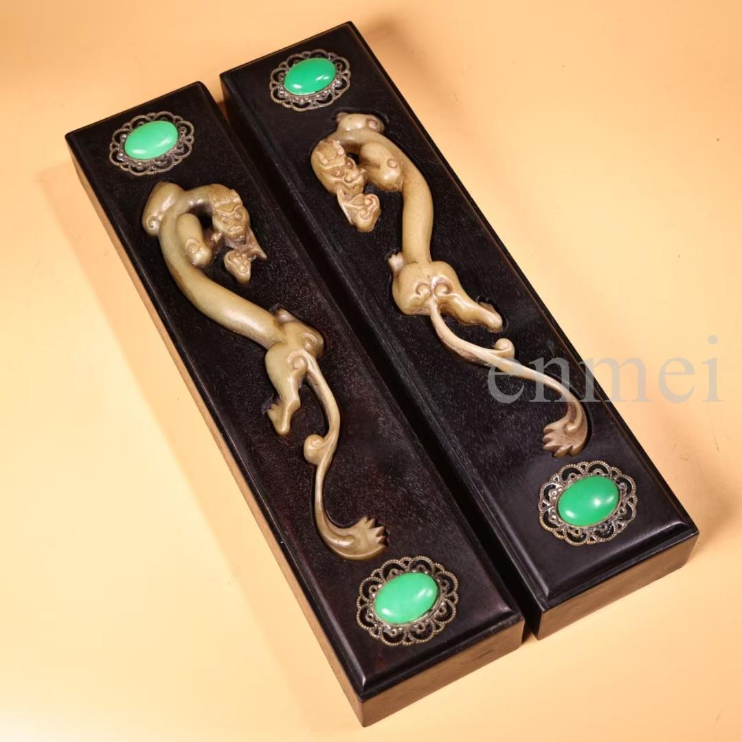 中国古美術・旧藏珍品・紫檀製文箱・獅子彫刻・翡翠象嵌・純手作り・書道具・時代物