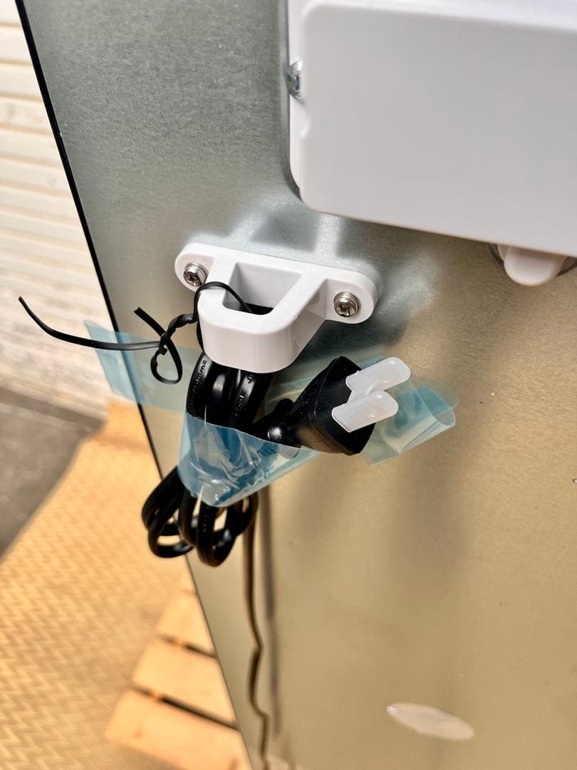 ① 山善YAMAZEN 冷凍庫 70L 2025 YF-SU70