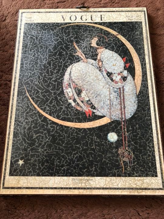 さらに、お値下げ！【45年以上前のアンティーク品】VOGUE 壁掛け