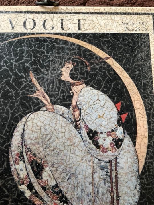 さらに、お値下げ！【45年以上前のアンティーク品】VOGUE 壁掛け