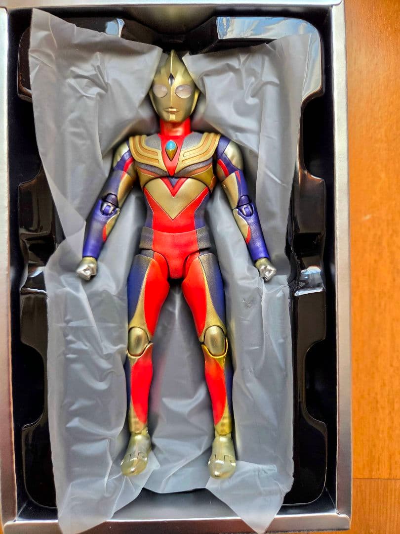 現状最安値！！1月28日までの限定販売！！ フィギュアーツ グリッターティガ