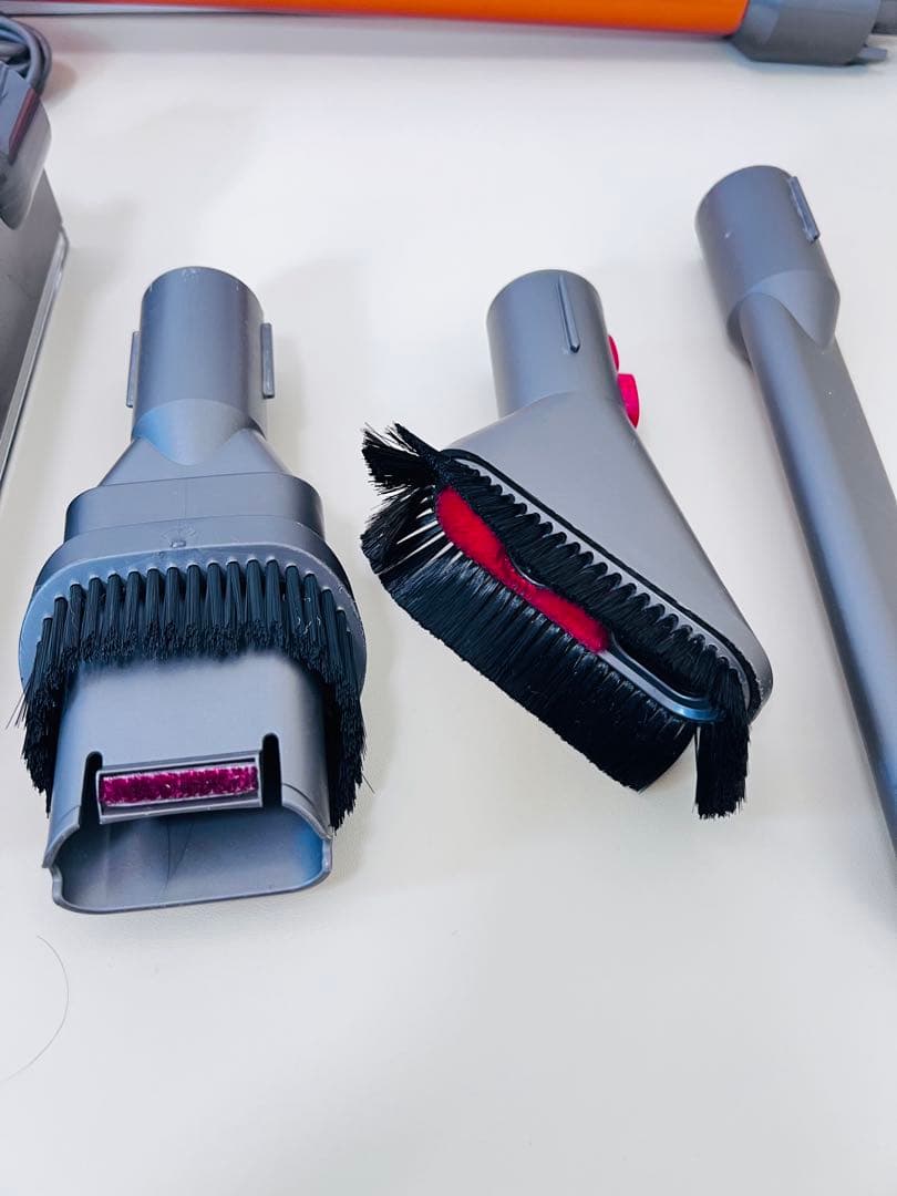 Dyson Cyclone V10 Fluffy SV12 本体