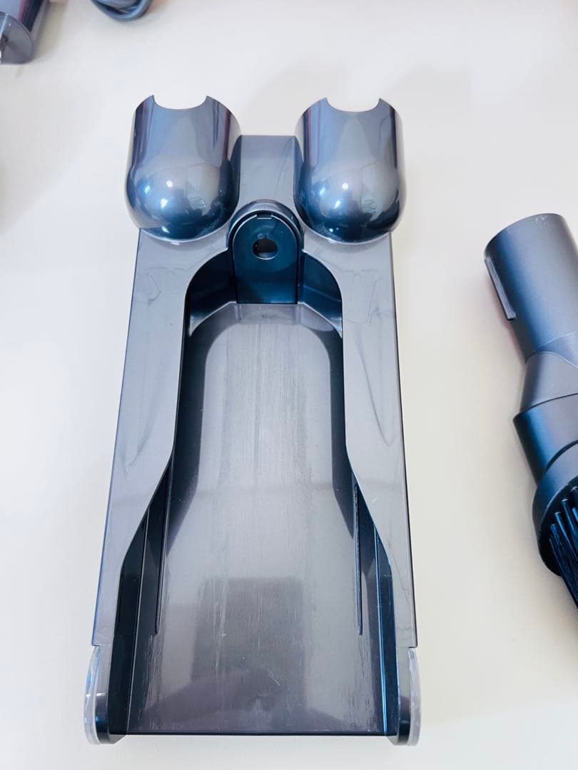 Dyson Cyclone V10 Fluffy SV12 本体