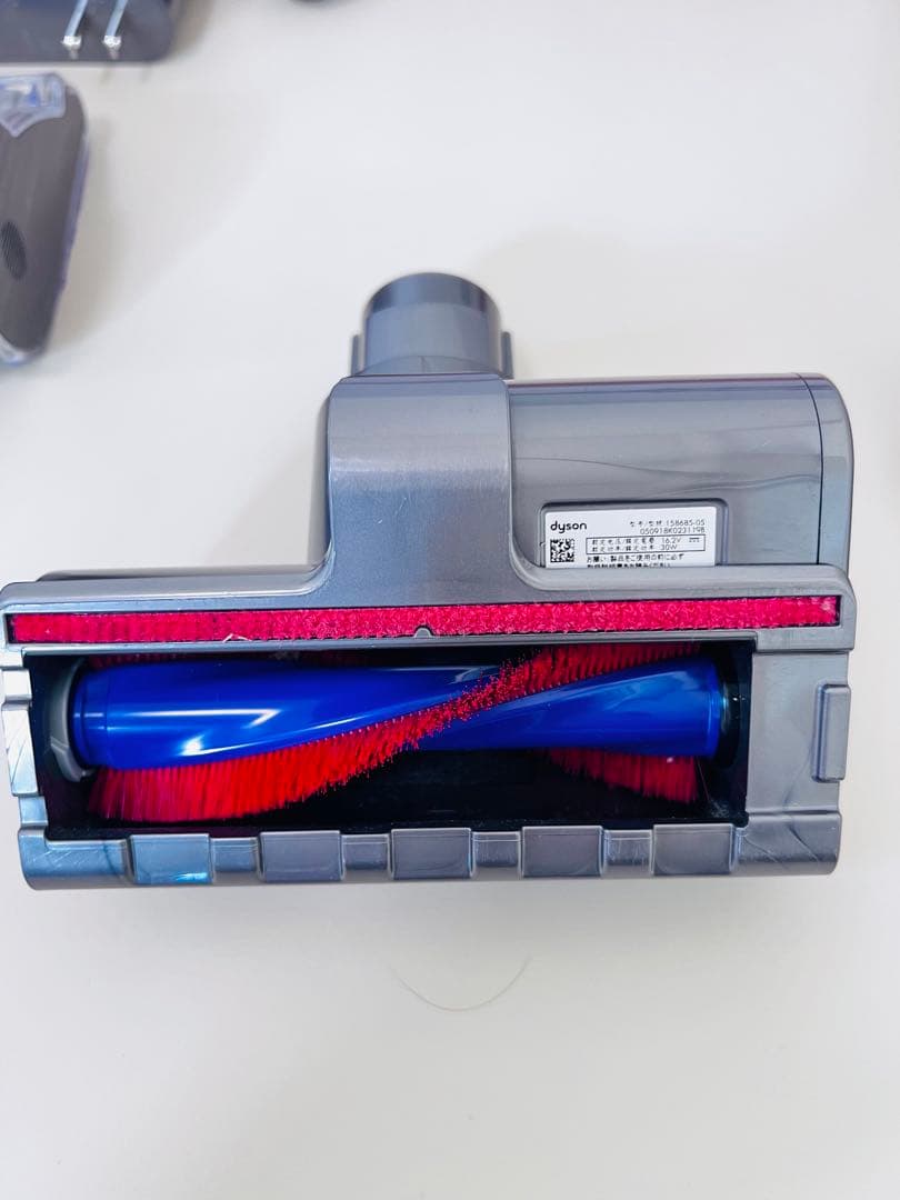 Dyson Cyclone V10 Fluffy SV12 本体