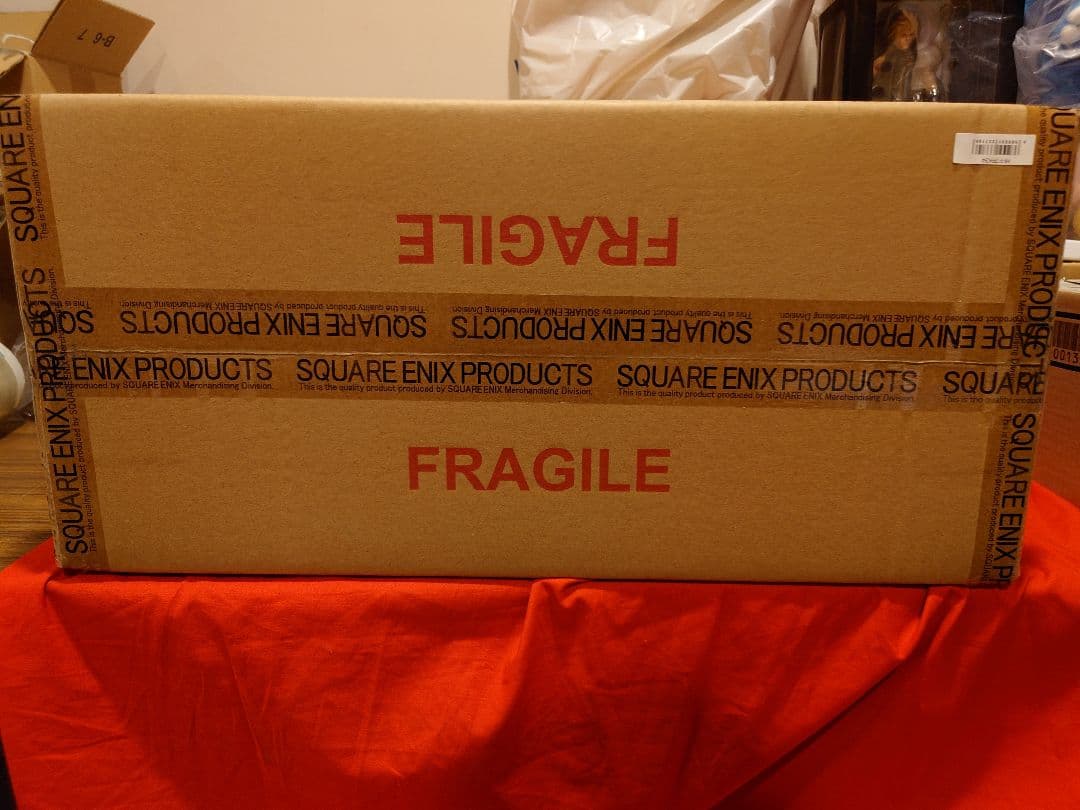 FF VII 限定版 フィギュア クラウド・ストライフ & ハーディ＝デイトナ