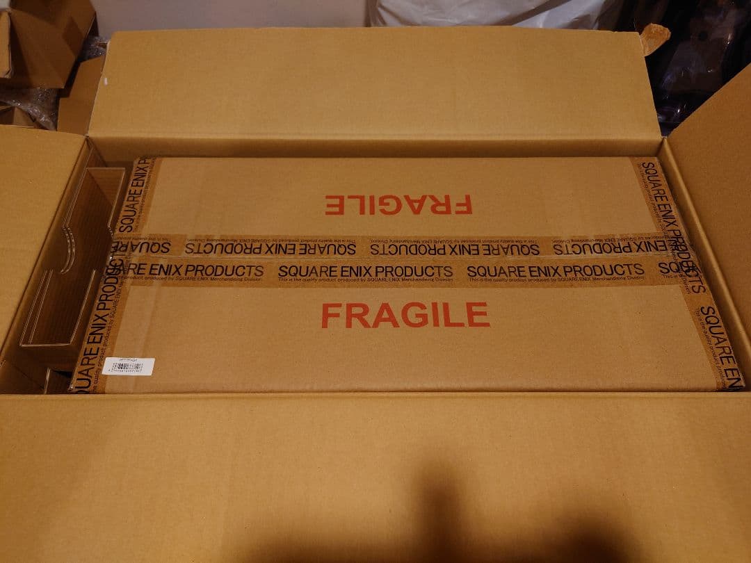 FF VII 限定版 フィギュア クラウド・ストライフ & ハーディ＝デイトナ