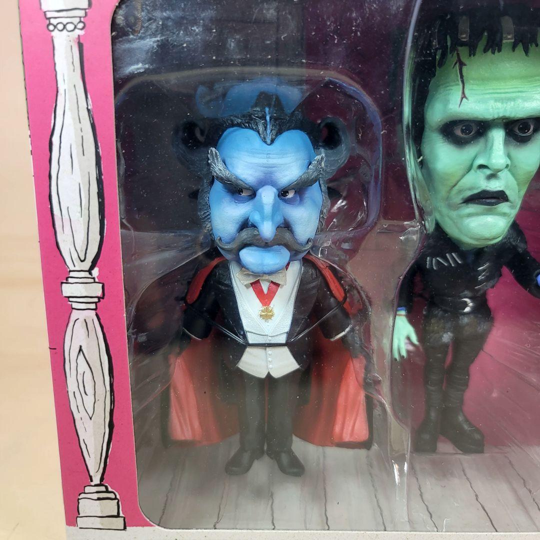 【NECA】新品 正規品 マンスターズ リトルビッグヘッドフィギュア 3体セット