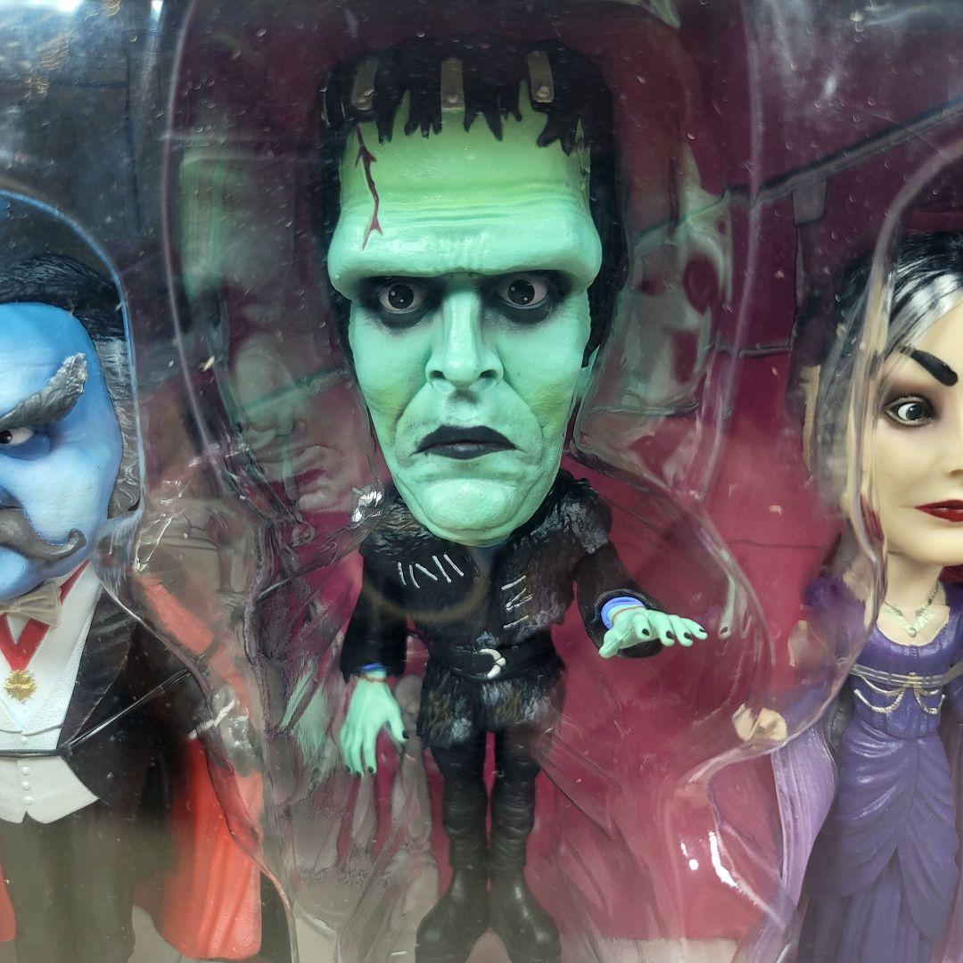 【NECA】新品 正規品 マンスターズ リトルビッグヘッドフィギュア 3体セット