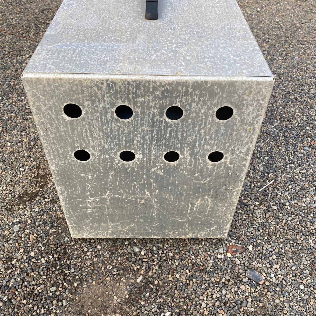 金属製中型犬用ケージ