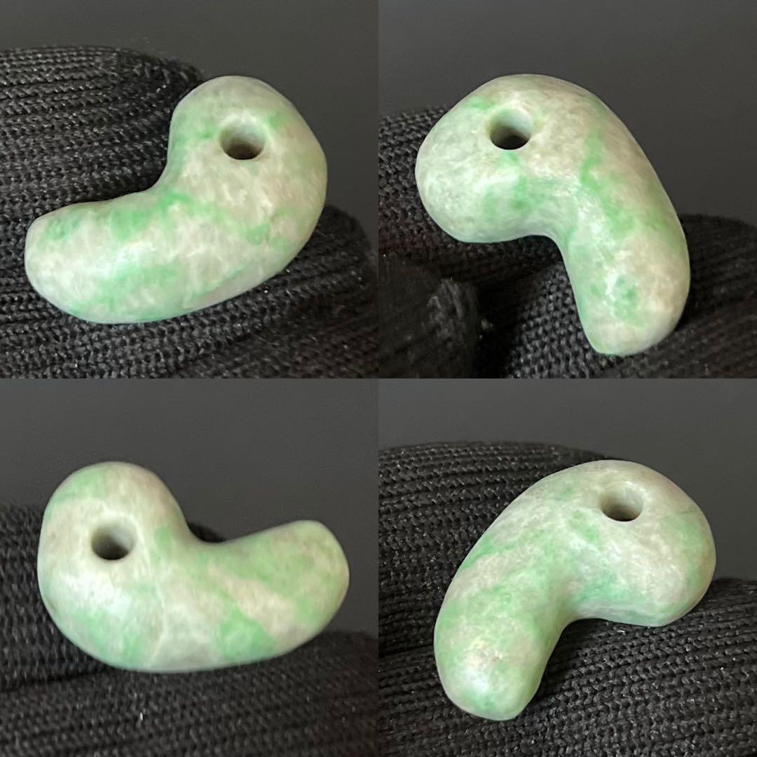 極上 縄文時代 本翡翠（硬玉） 勾玉 奈良県伝承出土 玉擦れ痕あり 古代装身具