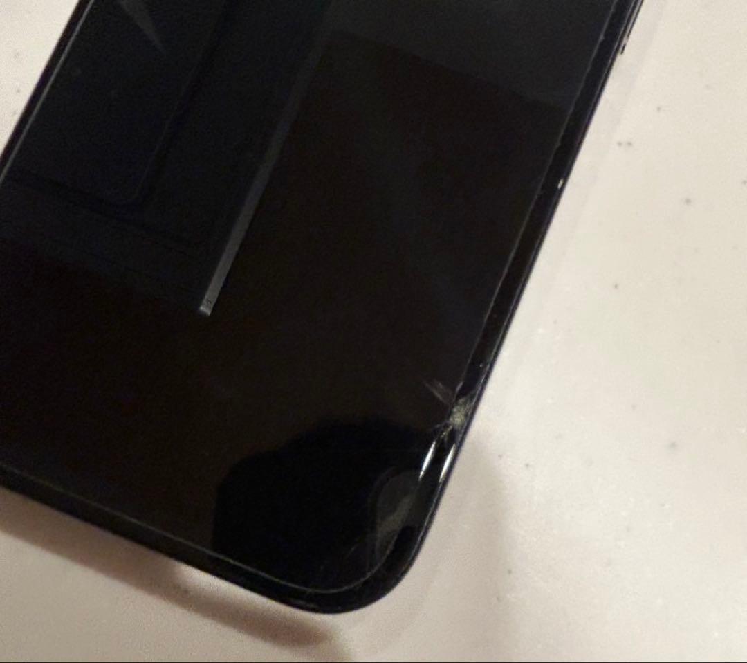 Apple iPhone 15 128GB ブラック 本体 SIMフリー　中古